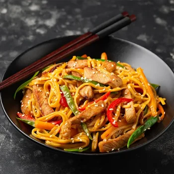 راهنمای رستوران‌های کرمان و آشنایی با معروف‌ترین رستوران‌های چینی کرمان