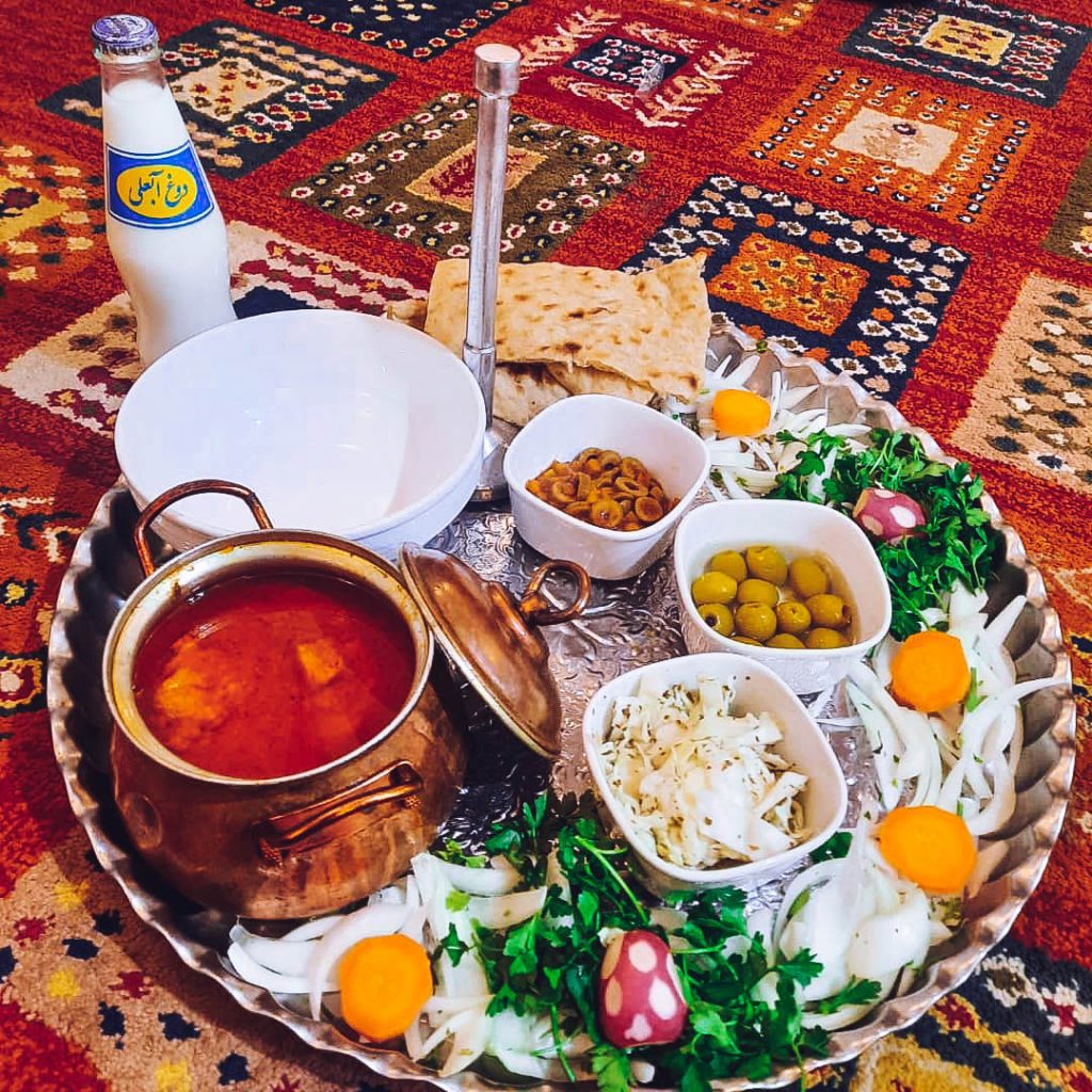 دیزی سنگی سنتی کرمانی در گالری تصاویر