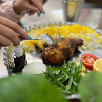 مکث رستوران ارزان و قیمت مناسب در کرمان