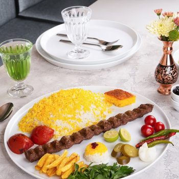 مکث کباب طعمی متفاوت جز چلوکبابی های کرمان